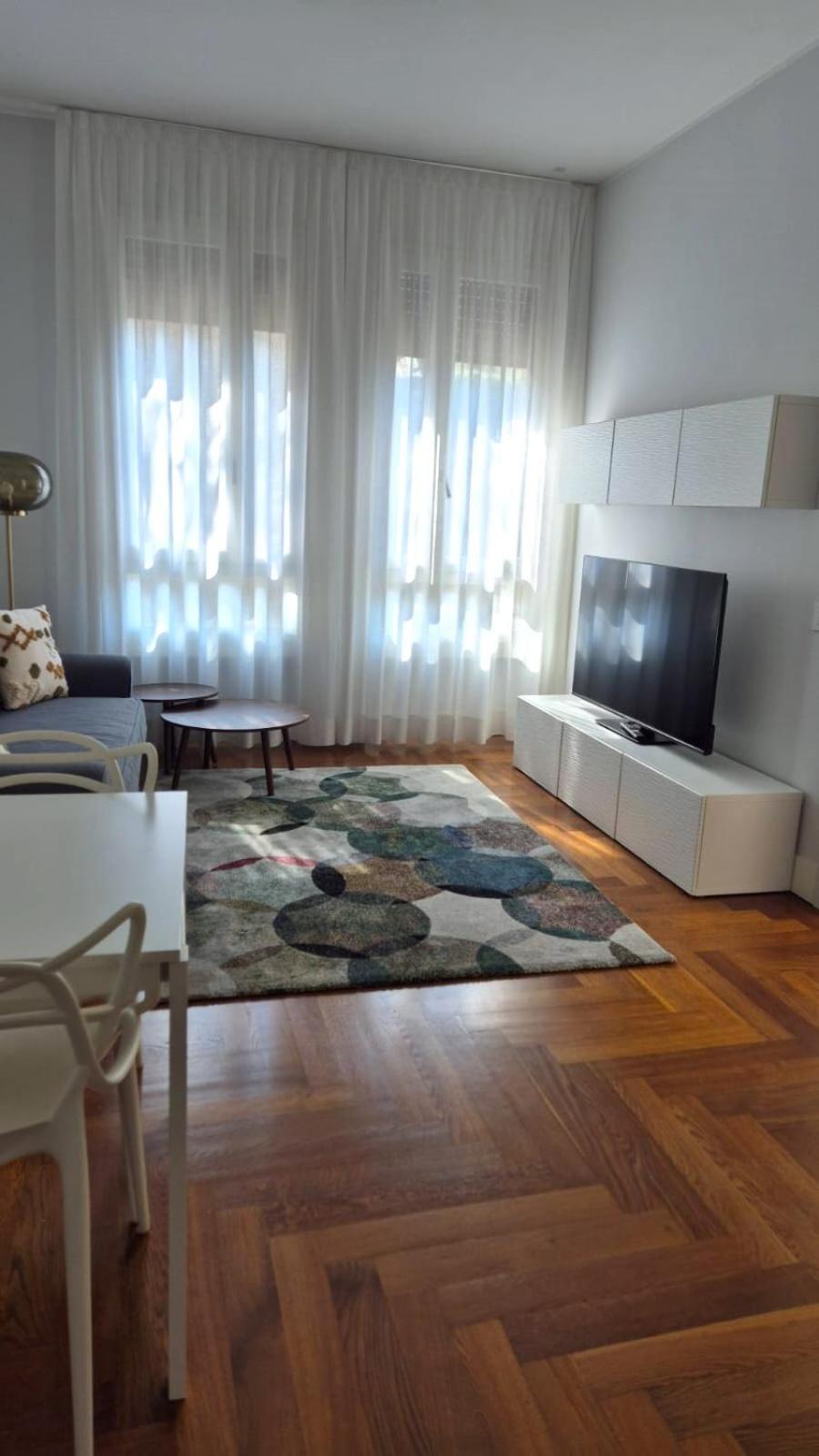 Apartment Manzoni 44