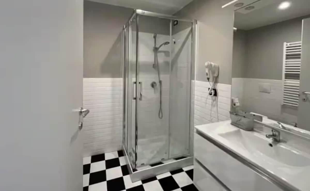 Station Spacious 2br Flat *