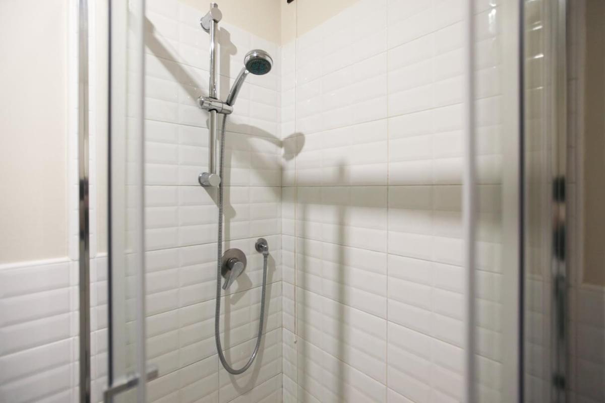 Station Spacious 2br Flat Apartment