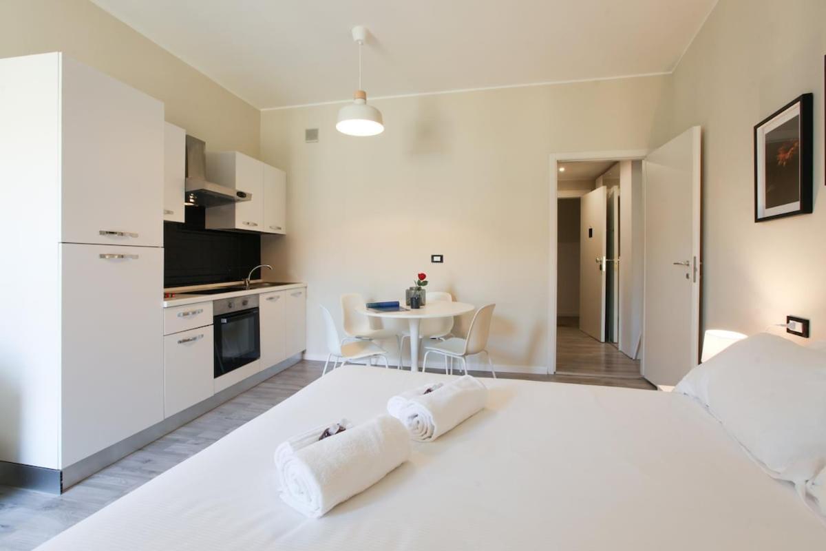 Station Spacious 2br Flat Milan