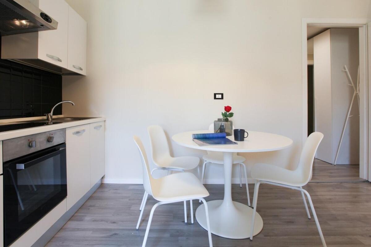 Station Spacious 2br Flat Milan