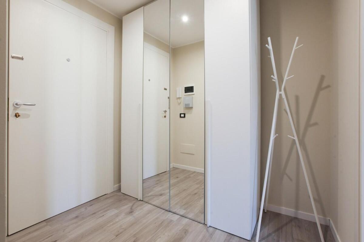 Apartment Station Spacious 2br Flat Milan