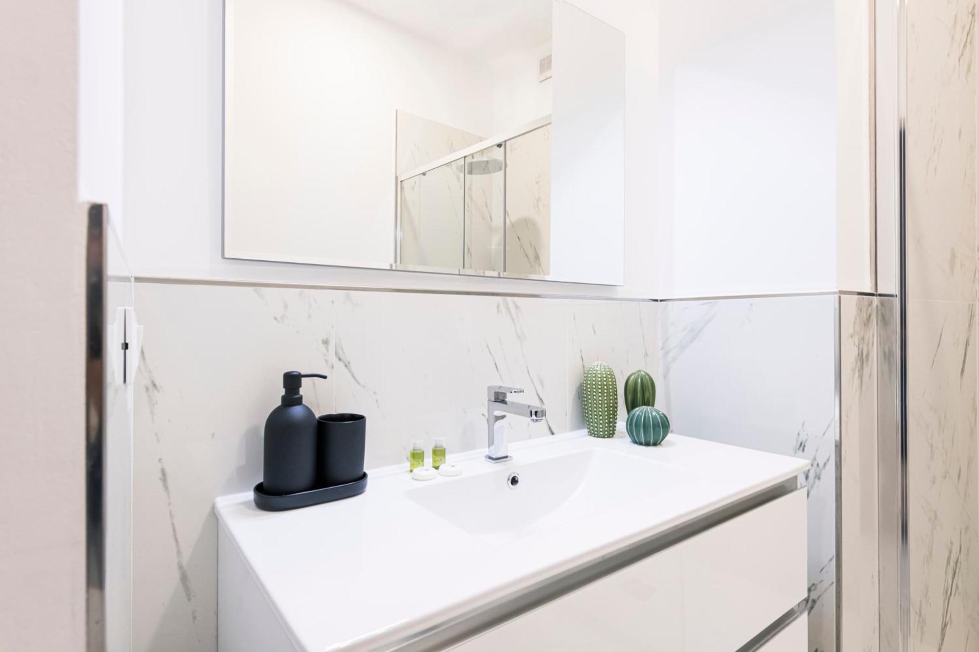 Apartment Easylife - Elegante E Rifinito Vista Duomo In Piazza San Babila