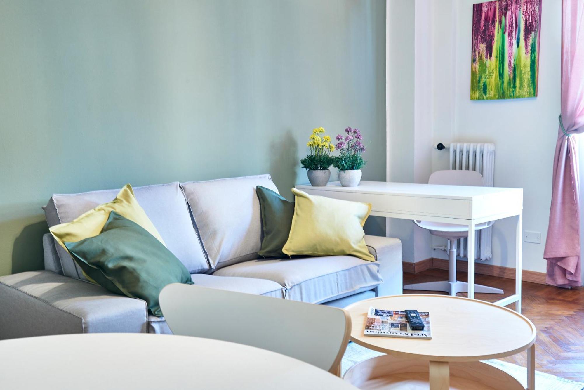 Vega Ribbon Milan