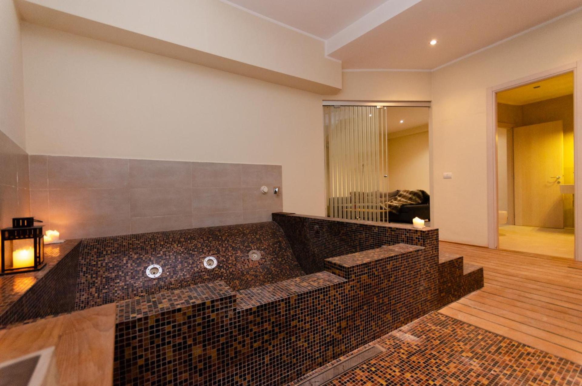 Ariberto Apartment Milan