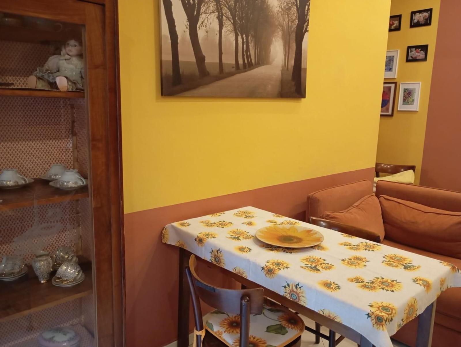 Flores Home, Boho Chic Style & Urban Comfort Navigli, Bocconi, Centro Apartment *
