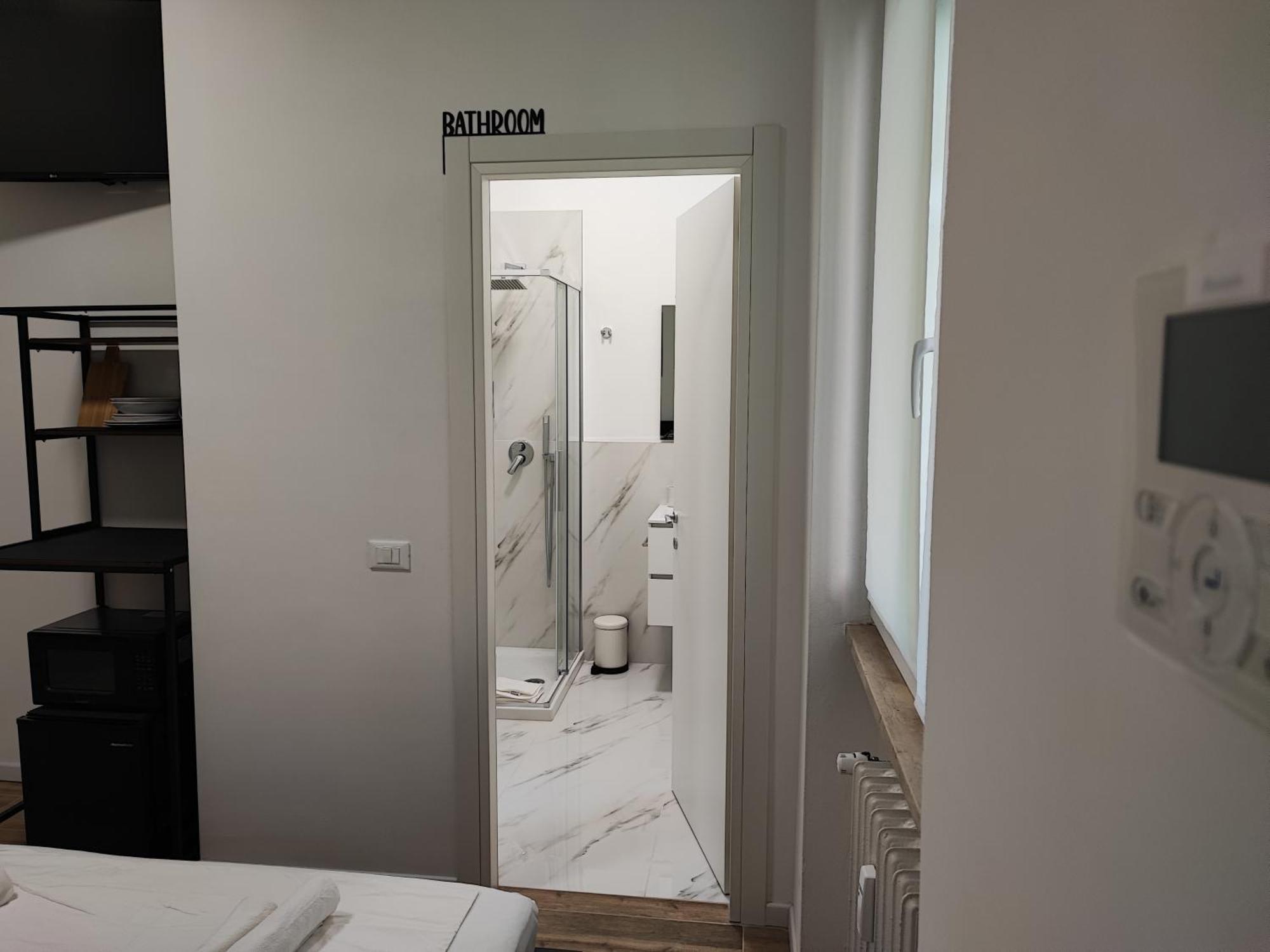 Limo Apartment Milan