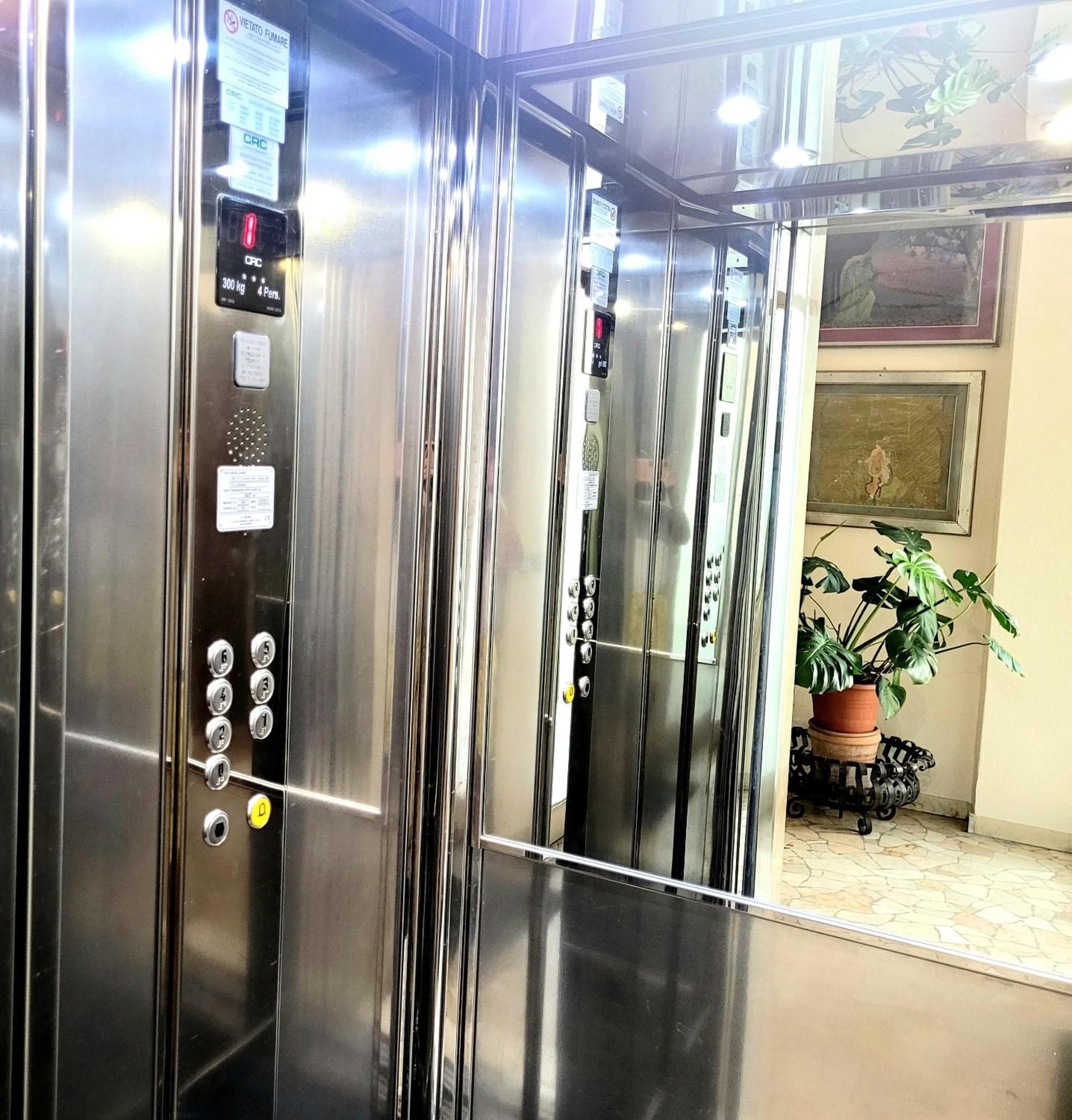 Apartamento S. Ambrogio Square Milão