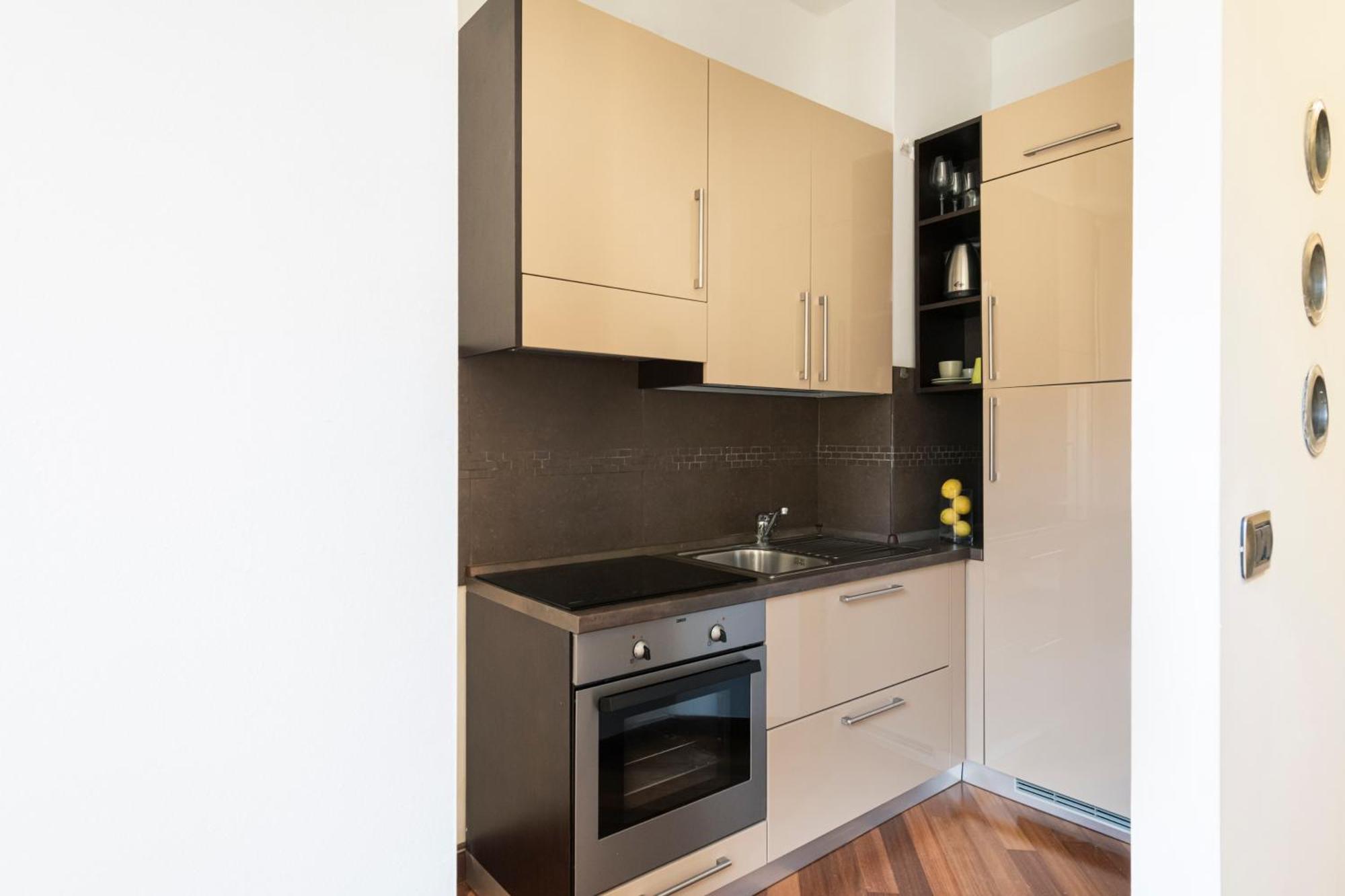 Apartment Easylife - Moderno Rifugio In Zona Bocconi Milan
