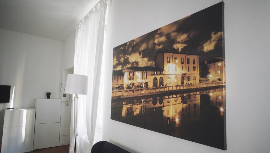 Italianway-ugo Bassi * Milan