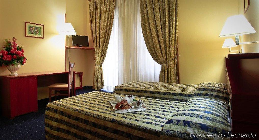 Garibaldi Palace 3* Milão