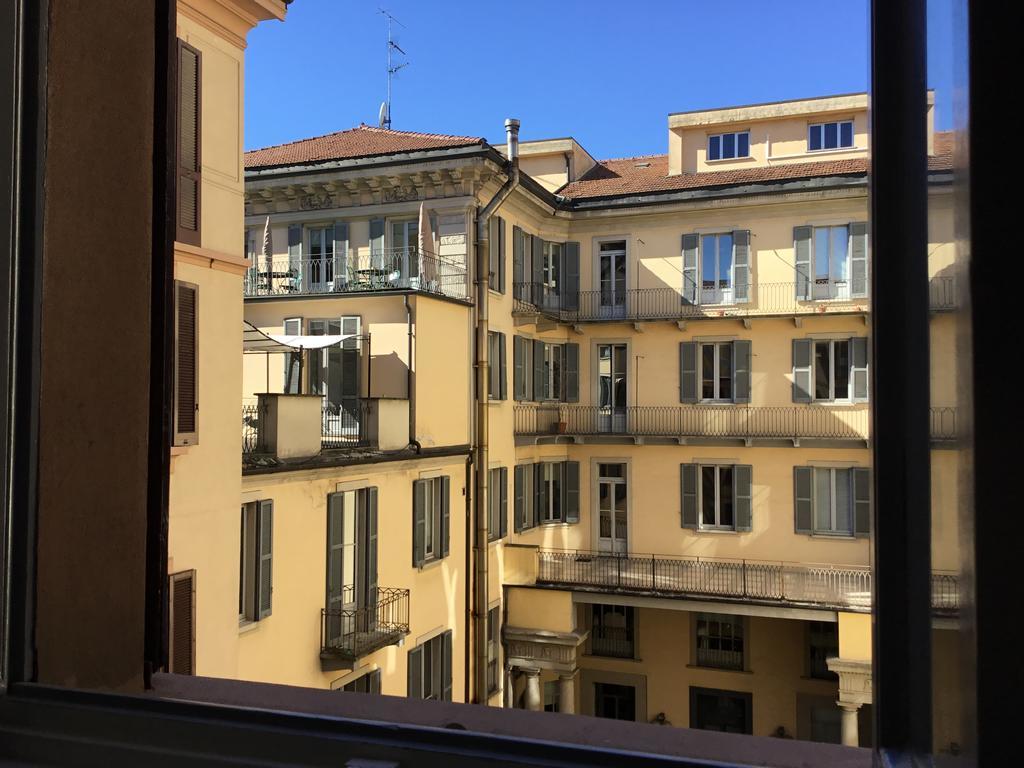 Apartment Zebra Rosso Milan