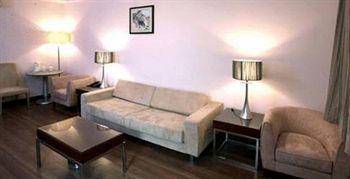 Huaxia Hotel Milan