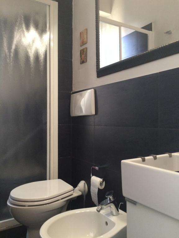Apartment Kibilu - Via Confalonieri - Stazione Garibaldi - Zona Isola Milan