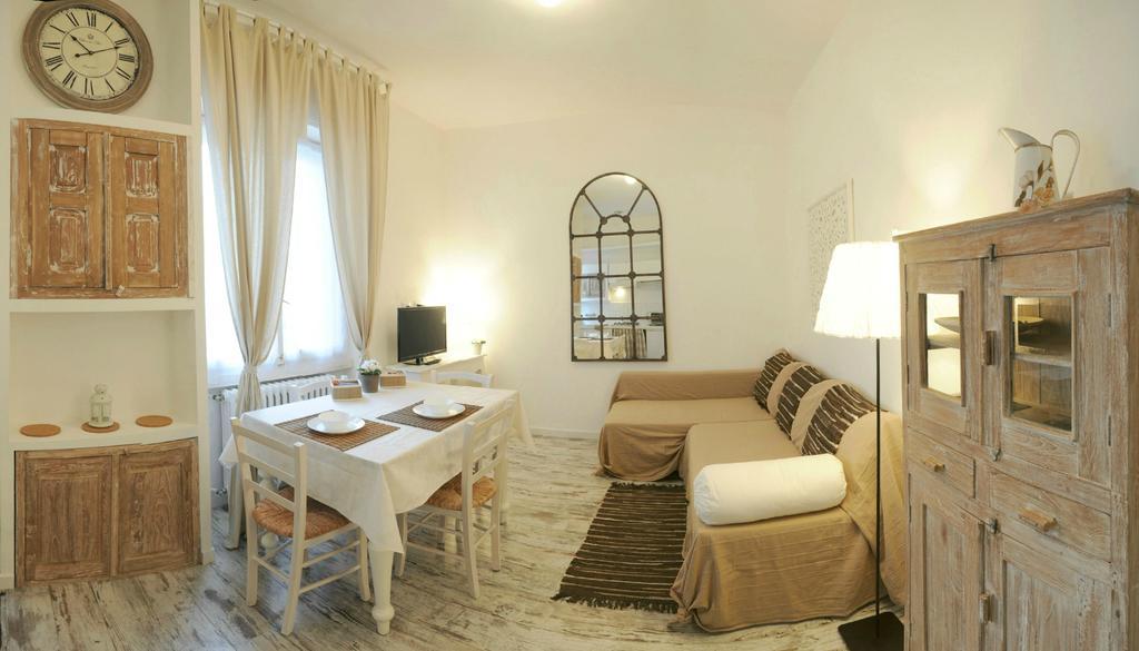 Apartment Millenuvole Casa Velino Milan