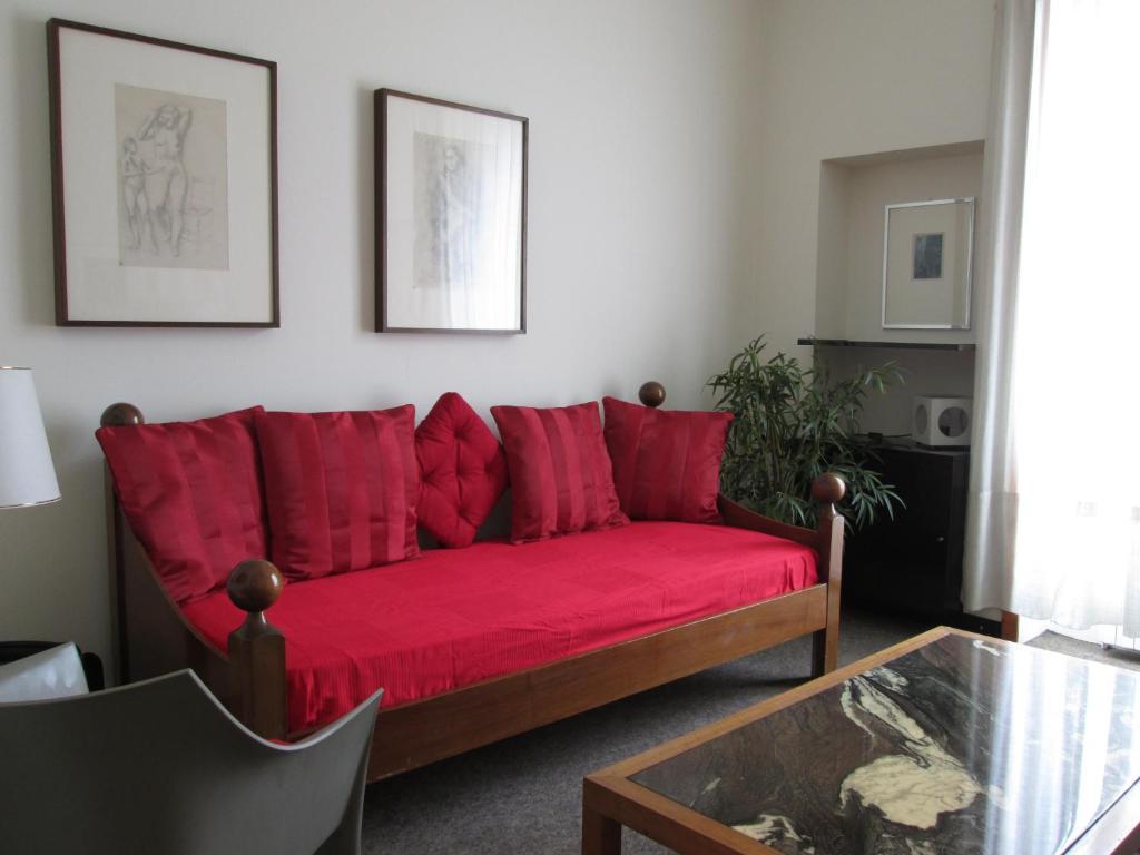 Domus Aparthotel Milão