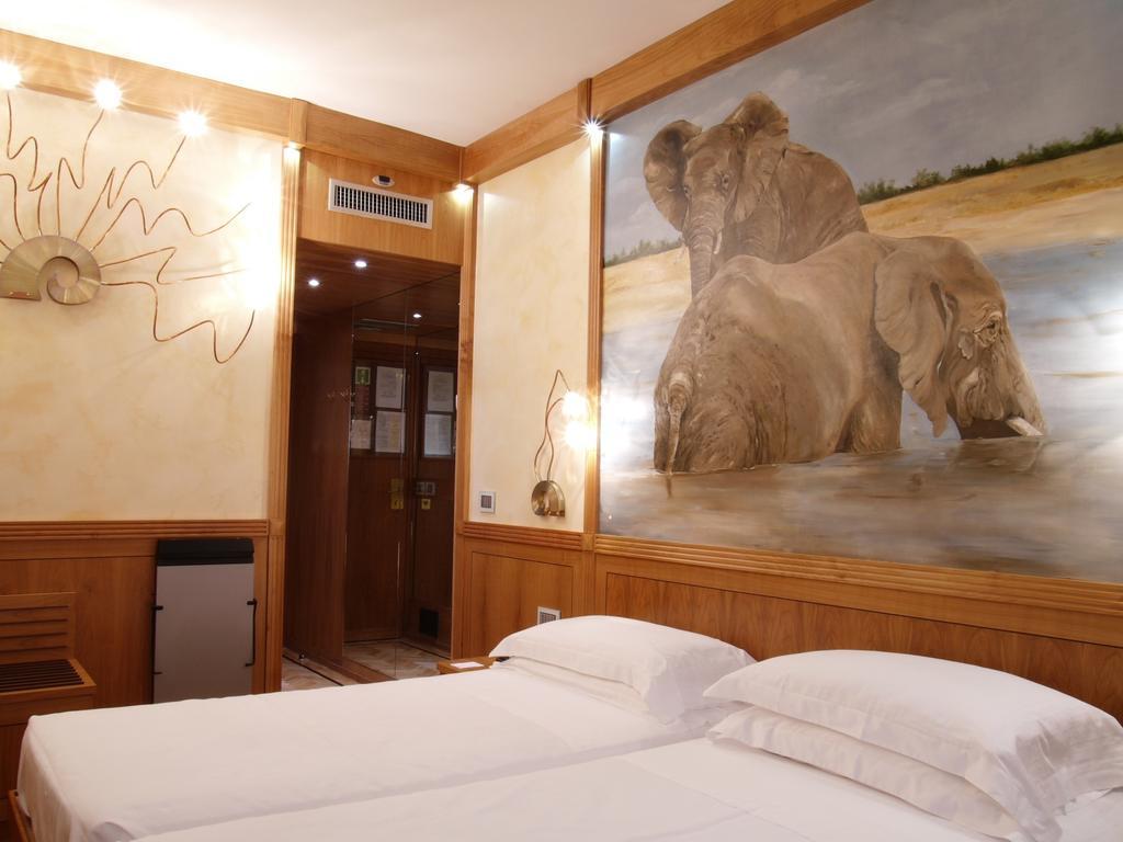 Hotel Star 3*