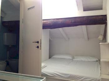 Apartment Casa Milano- Apartments And Rooms