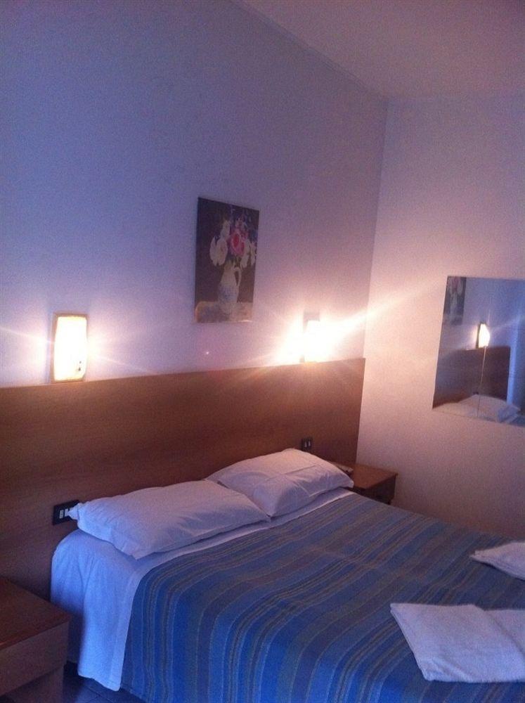 Hotel Salus *