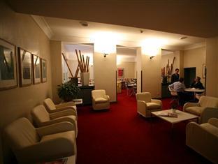Club Hotel