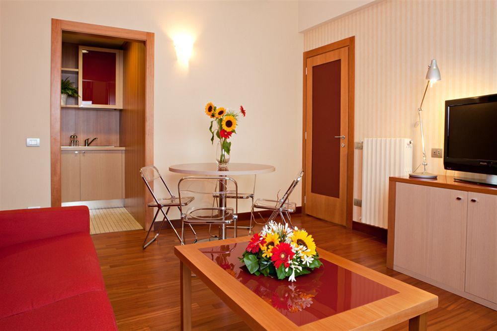 Unaway & Quark Due 4* Milan