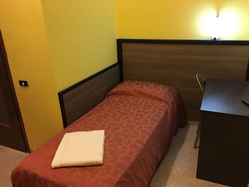 Salus Hotel