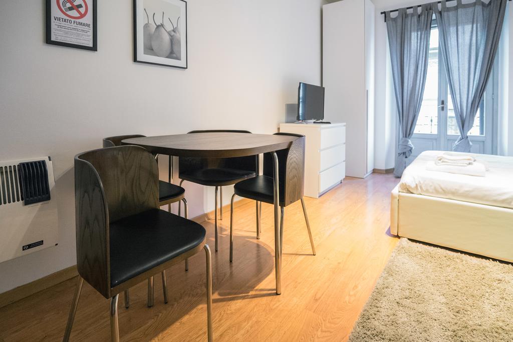 Apartment Cadorna Center Studio-by Flatscollection *