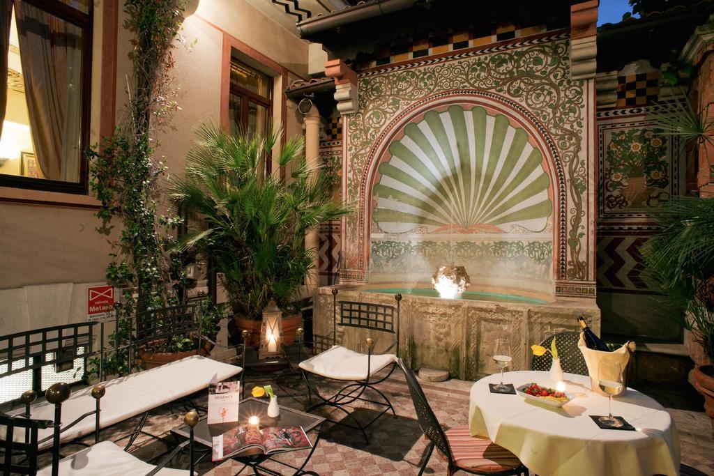Regency Hotel