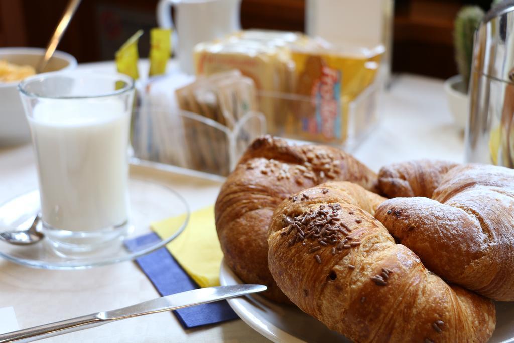 Piacenza Hotel Milan