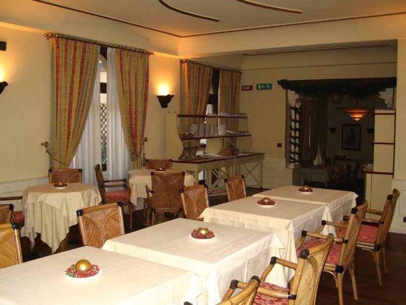 Hotel Regency 4*