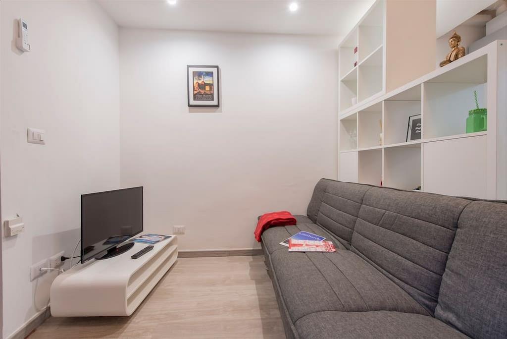 Apartment Porta Garibaldi White Flat Milan