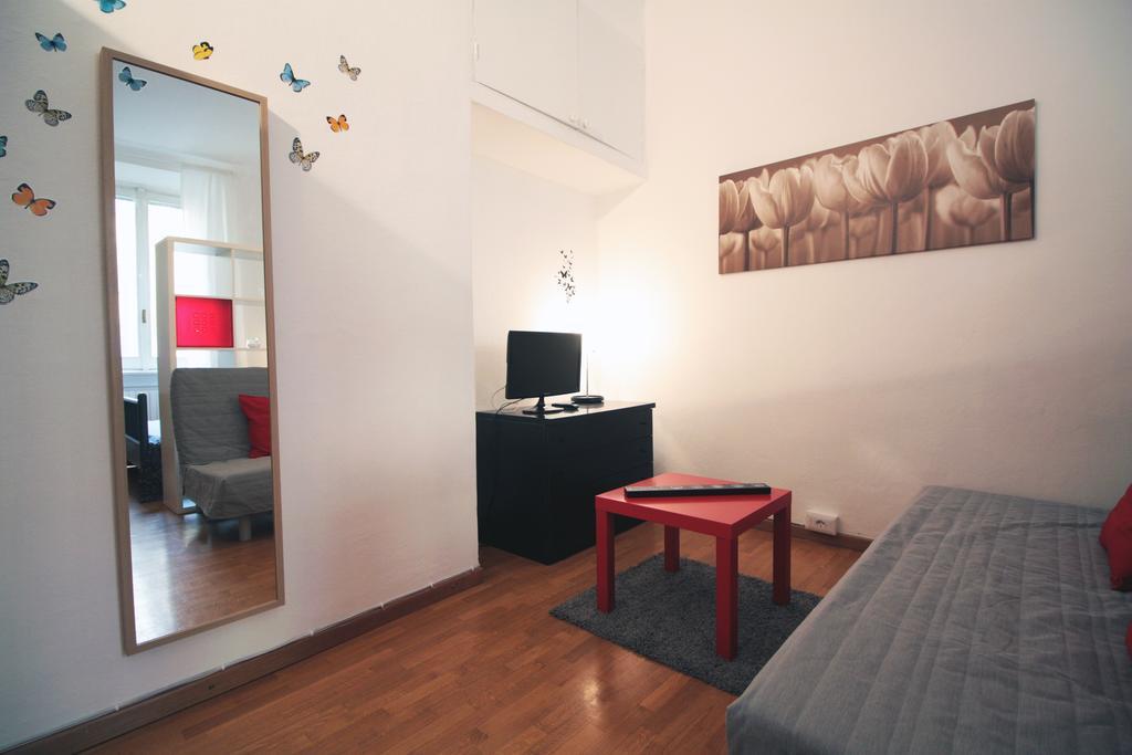 Porta Romana Apartment *