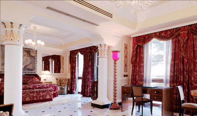 Baglioni Carlton - The Leading Of The World Hotel Milan