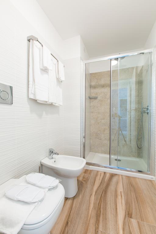 Isola Aparthotel Milan
