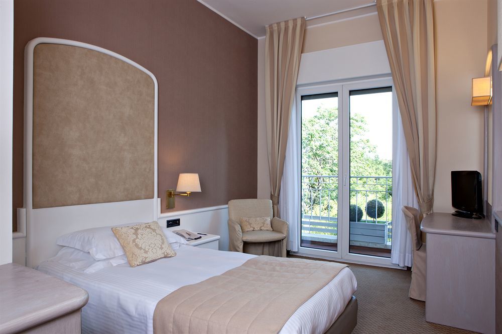 Manin Hotel 4*