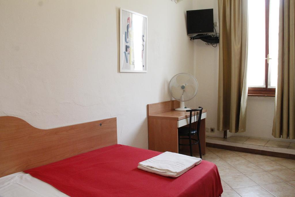 Alba Hotel *