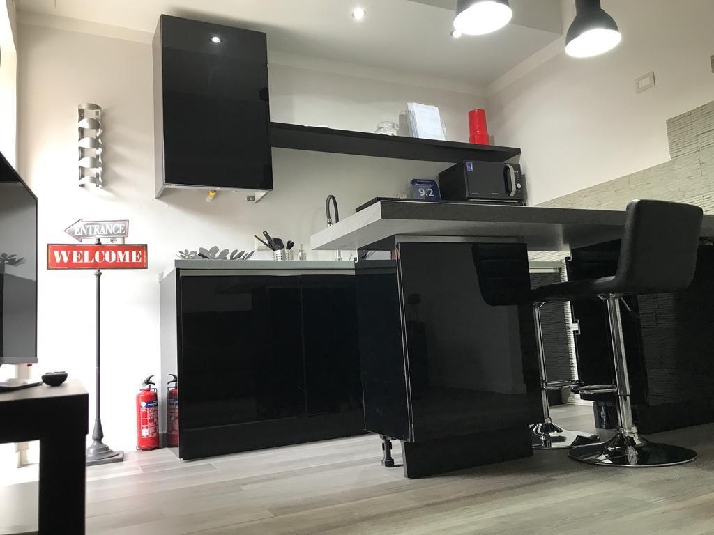 Apartment Kibilu - Via Confalonieri - Stazione Garibaldi - Zona Isola Milan