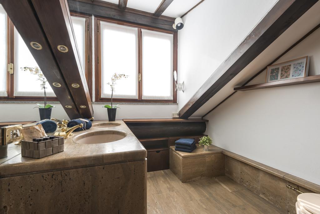 Porta Ticinese - Rentclass Mansarda Apartment *