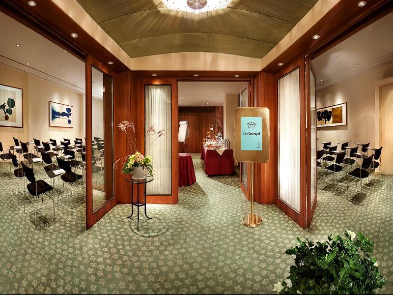 Cavour Hotel 4*