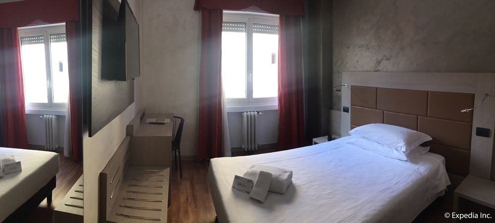 Gamma Hotel