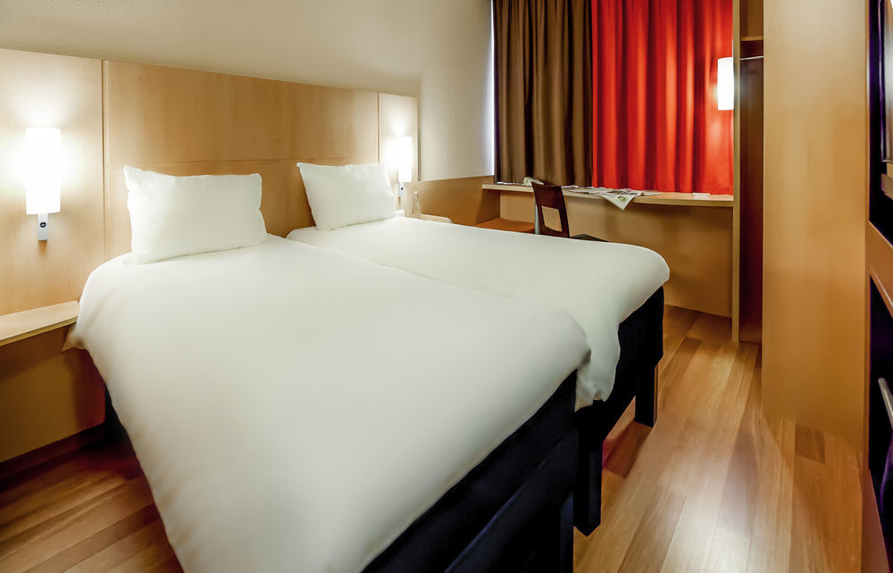 Ibis Ca' Granda Hotel Milão