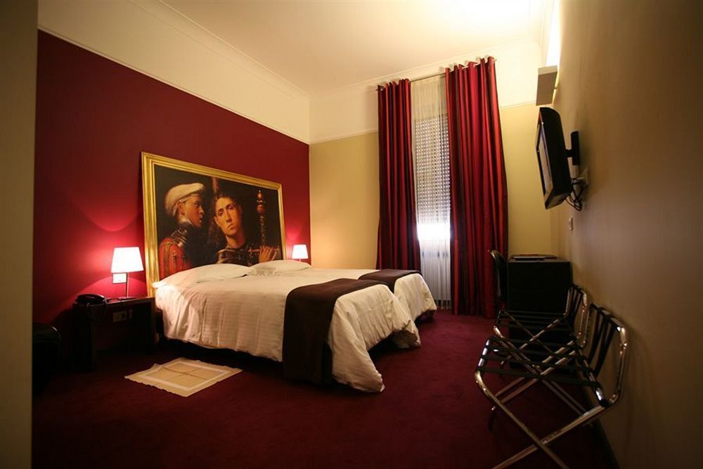 Hotel Club
