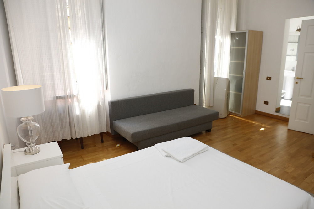 Casa Milano- Apartments And Rooms Apartment