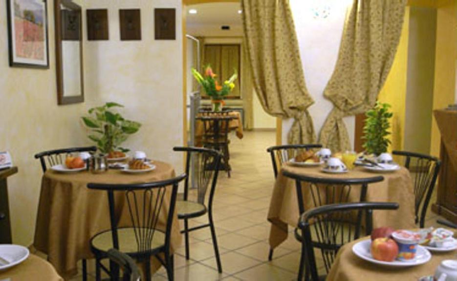 Hotel Casa Mia 2*
