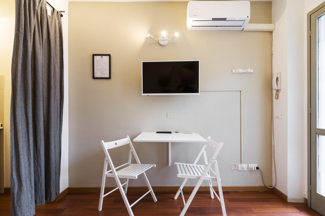 Apartment Cadorna Center Studio-by Flatscollection