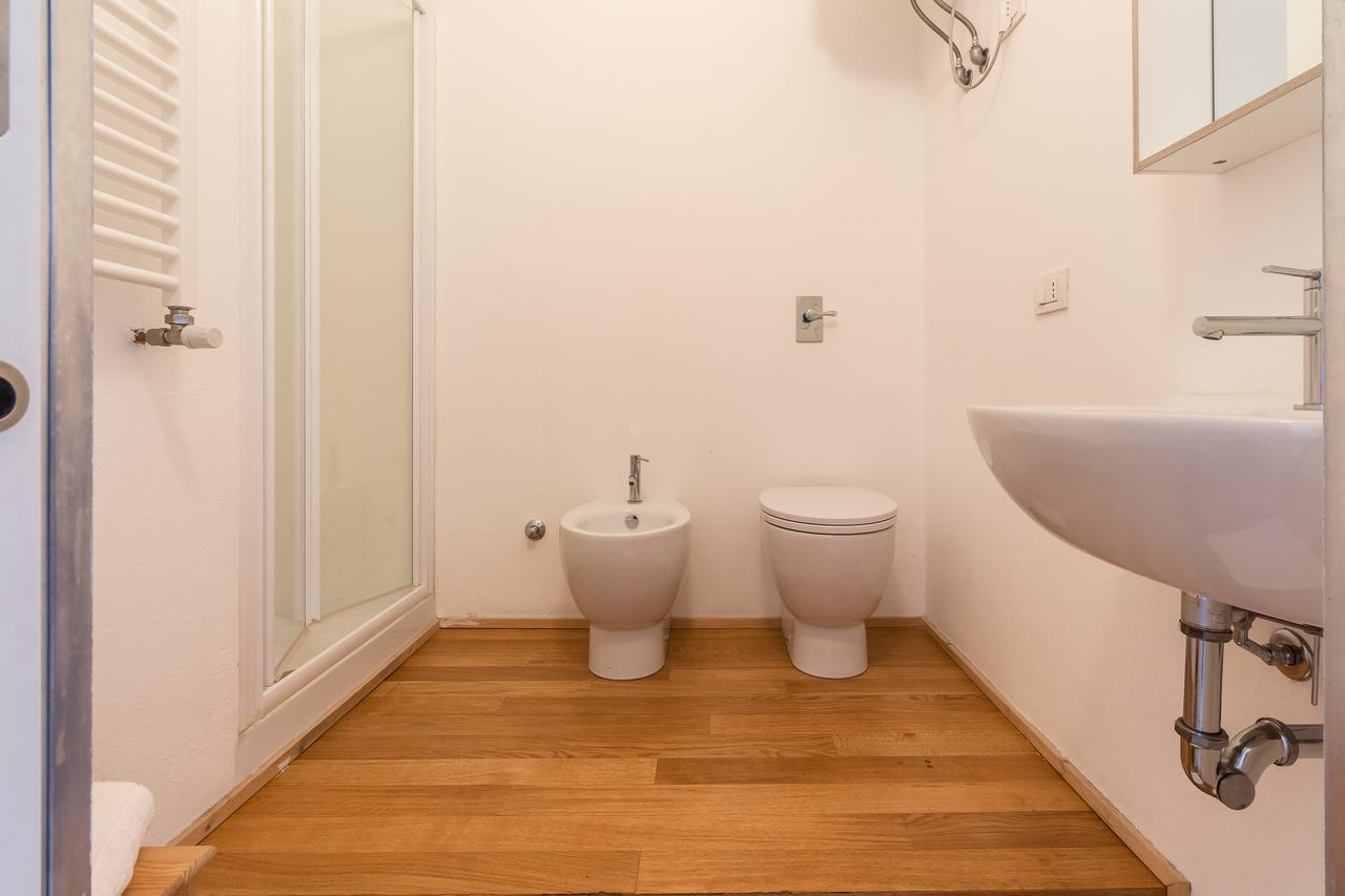 Alessia's Flat- L'8 E Mezzo Apartment *