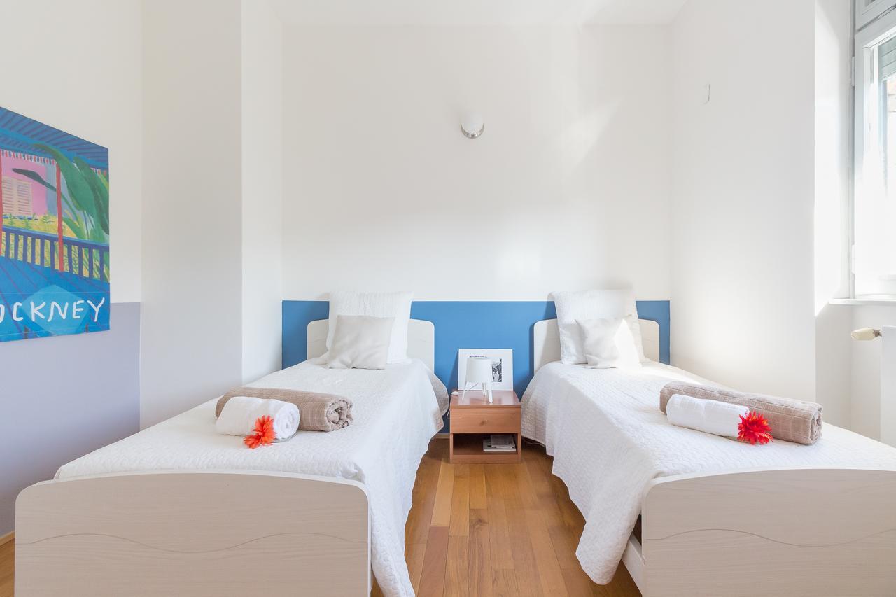 Alessia's Flat- L'8 E Mezzo Apartment Milan