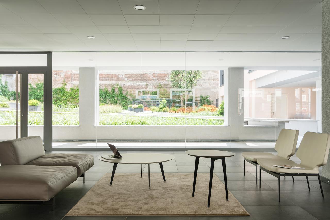 Joivy Sunny 1-bed Flat With Balcony Apartamento