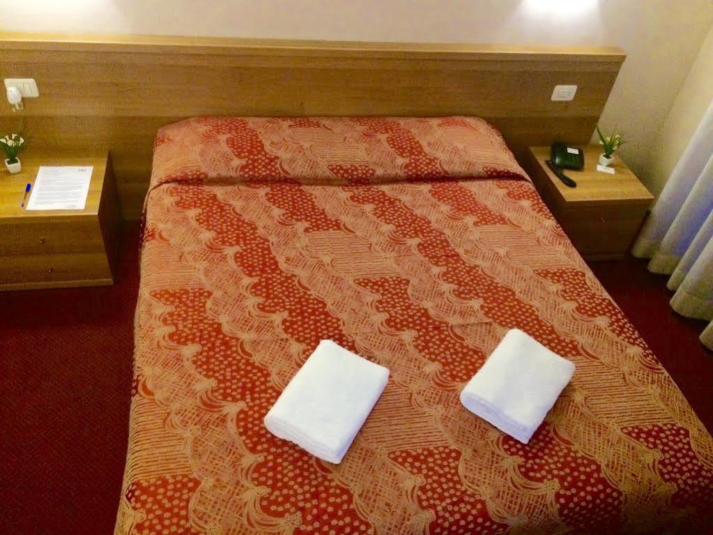 Royal Hotel