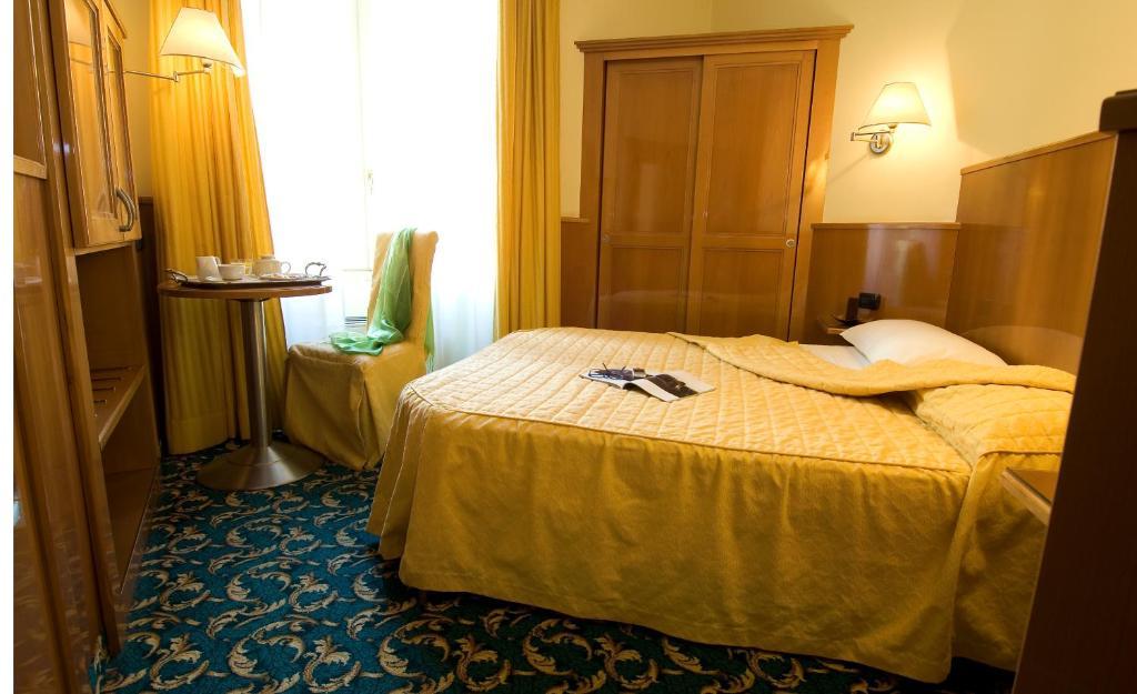 Cinque Giornate Hotel Milan